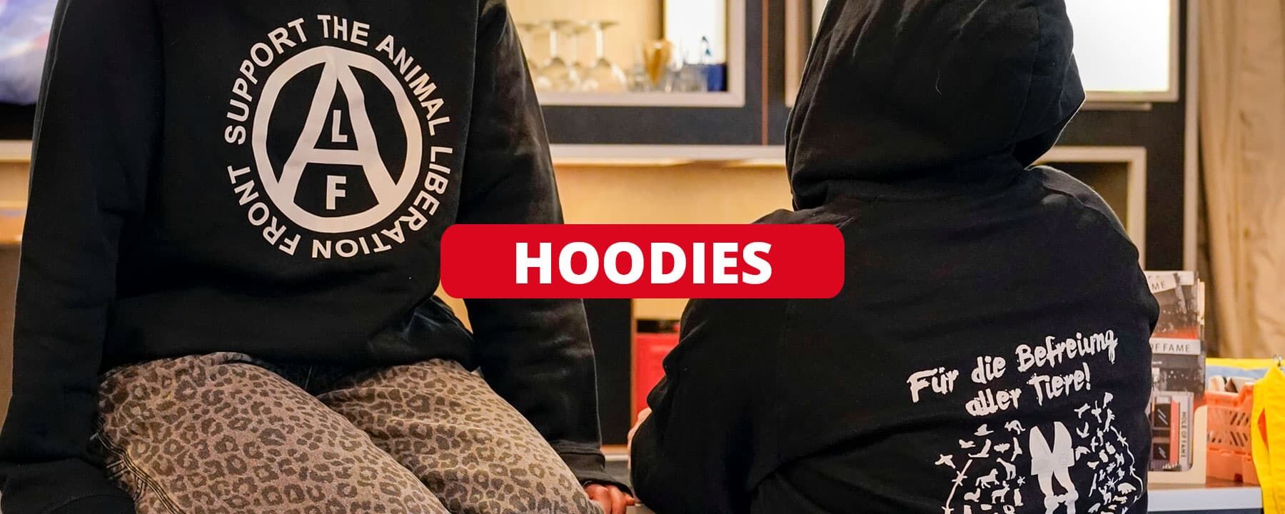 Personen mit schwarzen Hoodies
